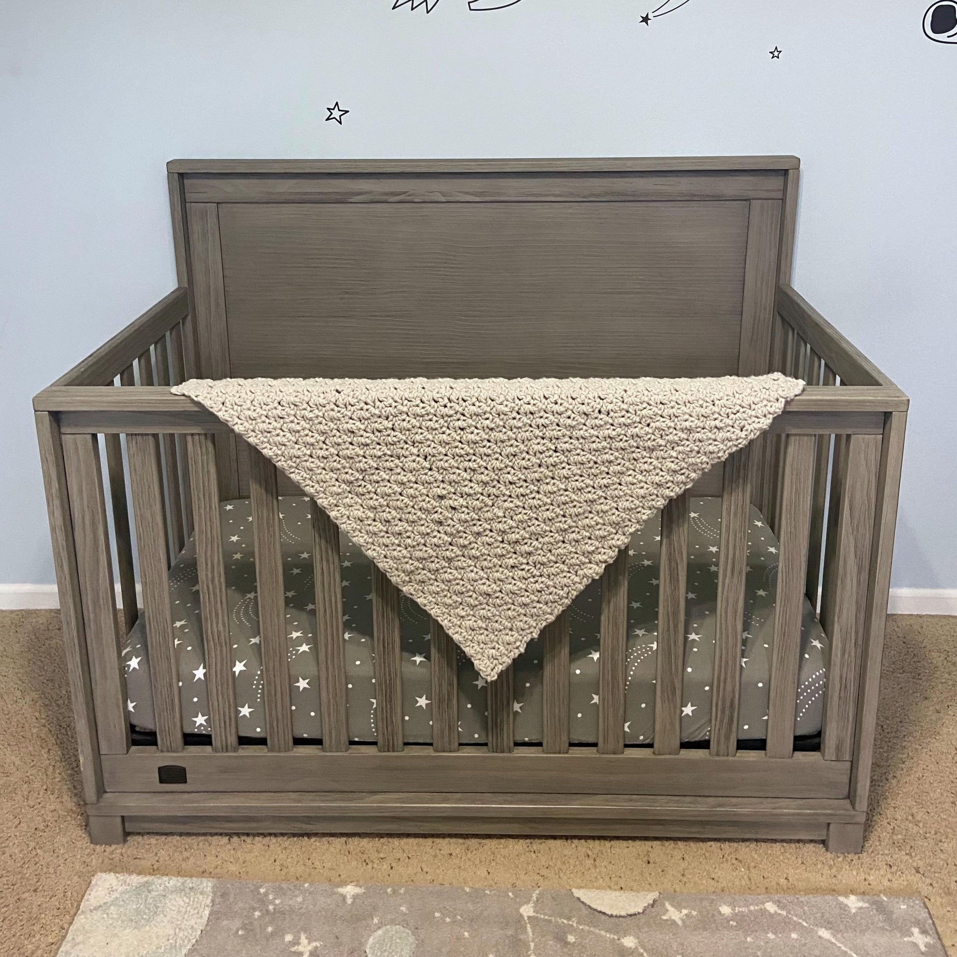 Handmade Crochet Baby Blanket: Soft Fleece Crib Throw (26x26 inch)