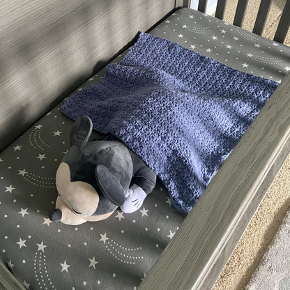Handmade Crochet Baby Blanket: Soft Fleece Crib Throw (26x26 inch)
