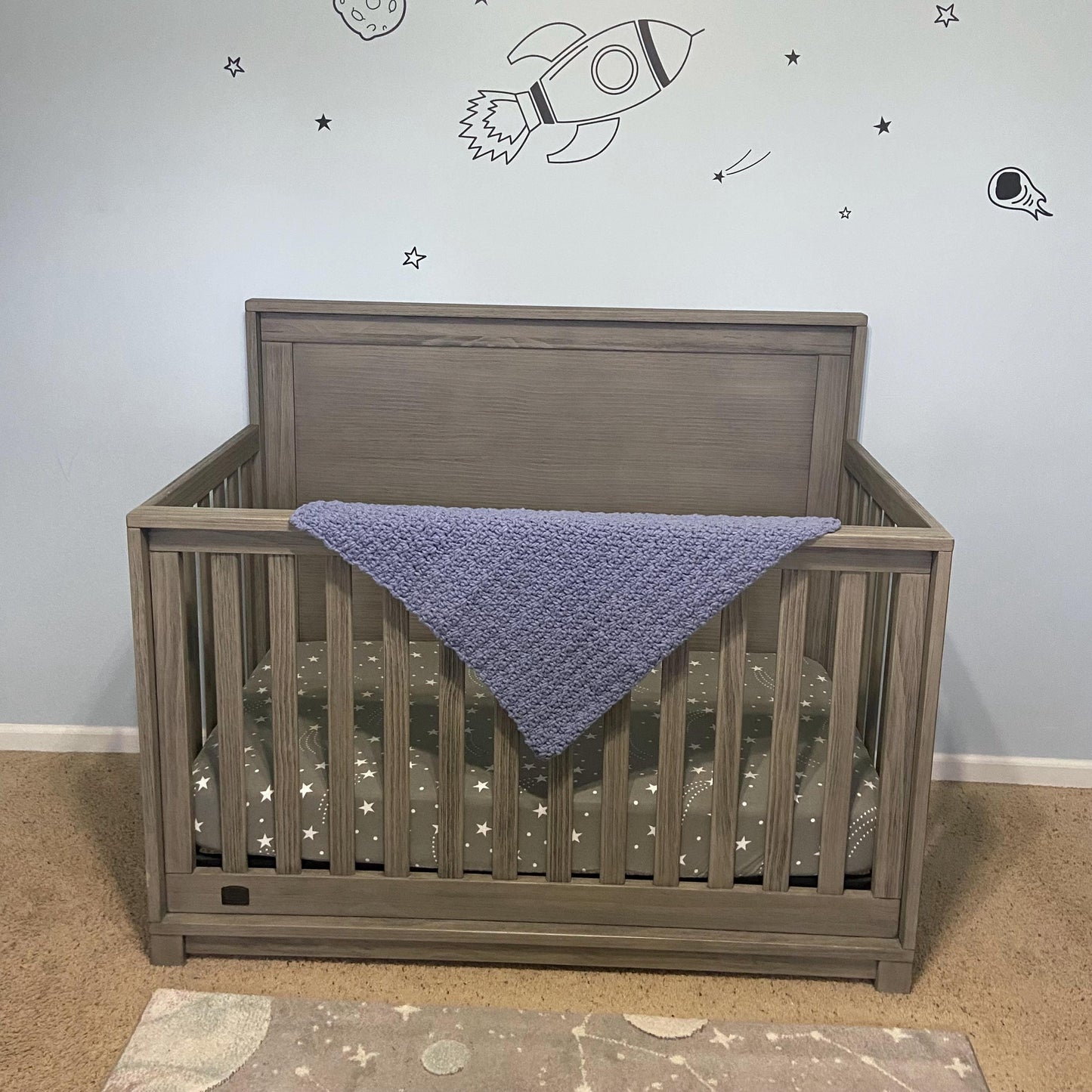 Handmade Crochet Baby Blanket: Soft Fleece Crib Throw (26x26 inch)