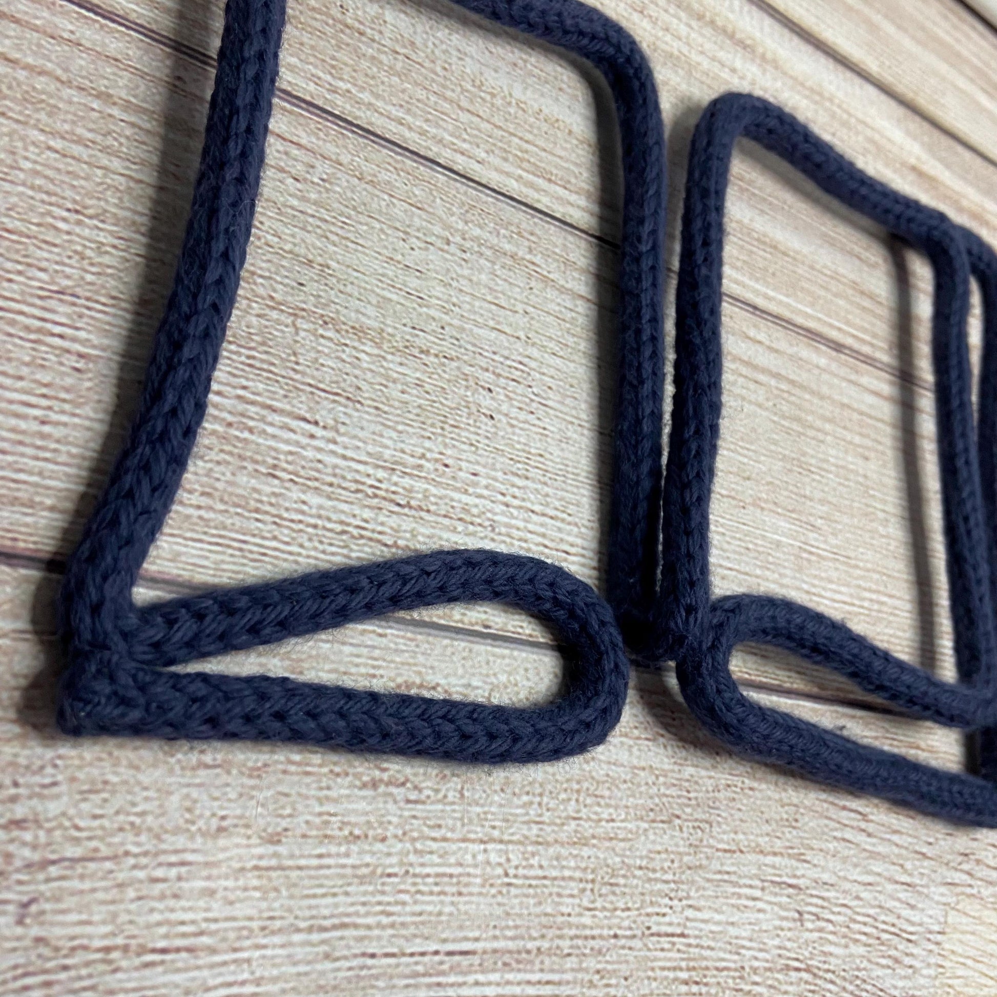 Knitted Wire Book Wall Hanging: Book Nook Art